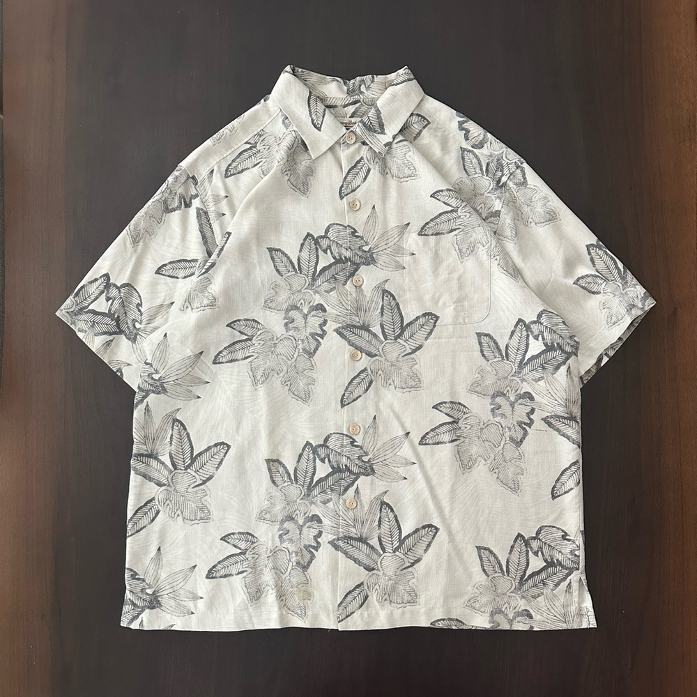 Tommy Bahama White Short-Sleeve Hawaiian Luau Vacation Floral Button Up Shirt XL